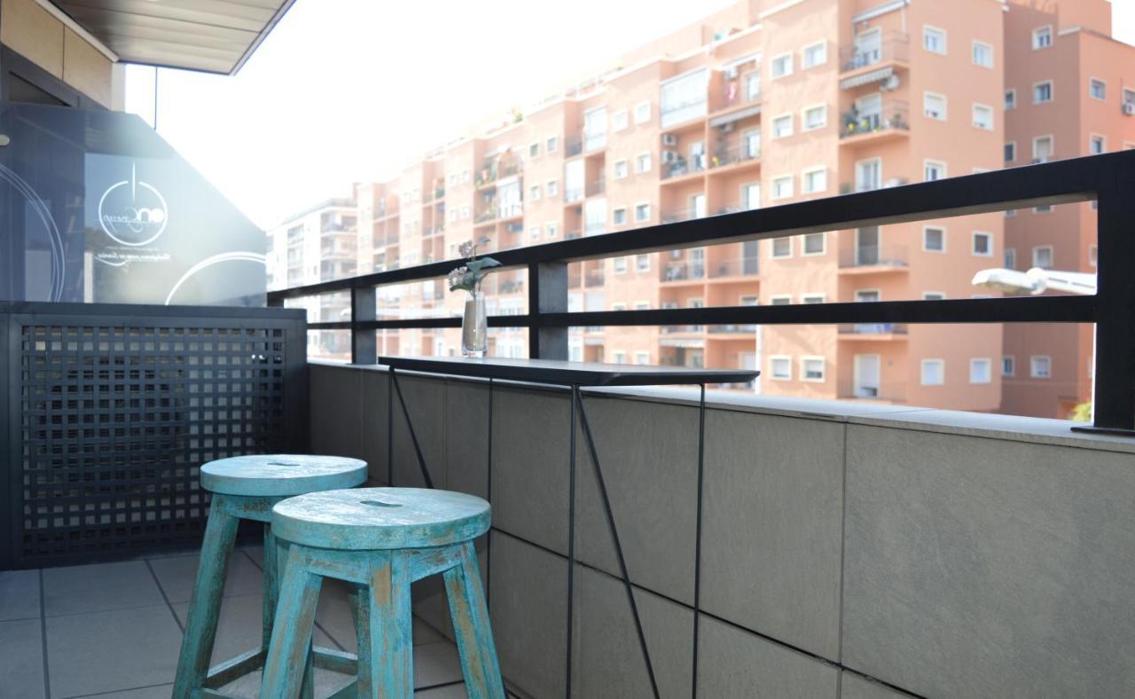 On Suites Sevilla Apartments Designed For Adults Sevilha Exterior foto