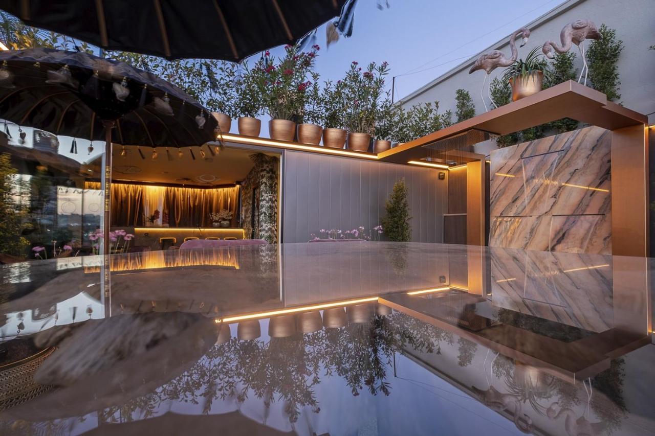 On Suites Sevilla Apartments Designed For Adults Sevilha Exterior foto